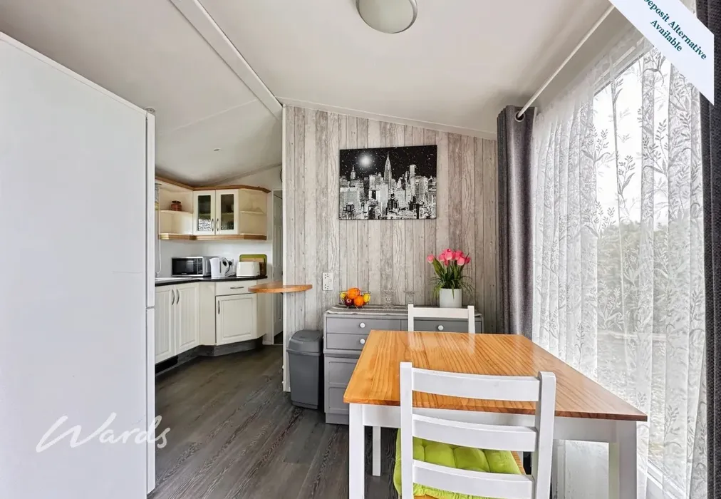 Dining Area - Smarden Road Ashford TN27 - Wards of Kent