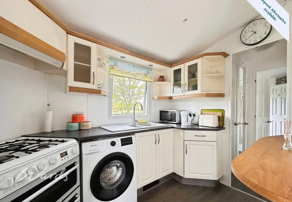 Kitchen - Smarden Road Ashford TN27 - Wards of Kent