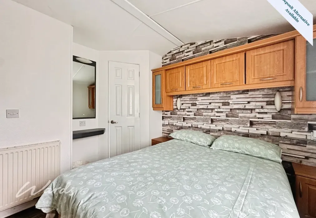 Bedroom 1 - Smarden Road Ashford TN27 - Wards of Kent