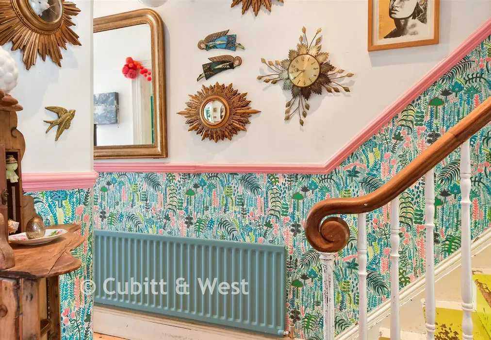 Internal Lifestyle Photograph - Cleveland Road, Brighton, East Sussex - Wards of Kent