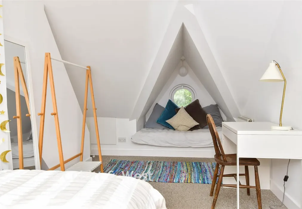 Bedroom 4 - Cleveland Road, Brighton, East Sussex - Wards of Kent