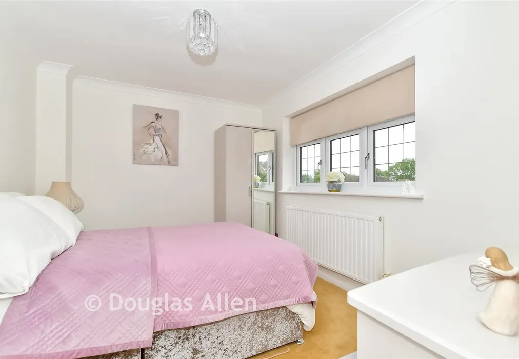 Bedroom 2 - Wingletye Lane, Hornchurch, Essex - Wards of Kent