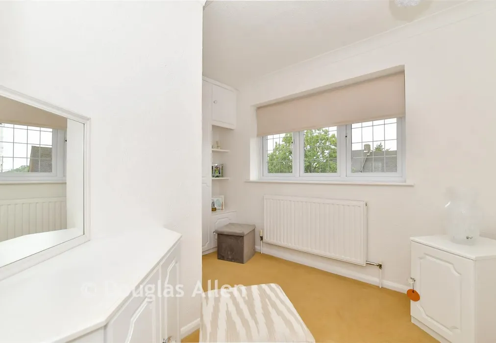 Bedroom 3 - Wingletye Lane, Hornchurch, Essex - Wards of Kent