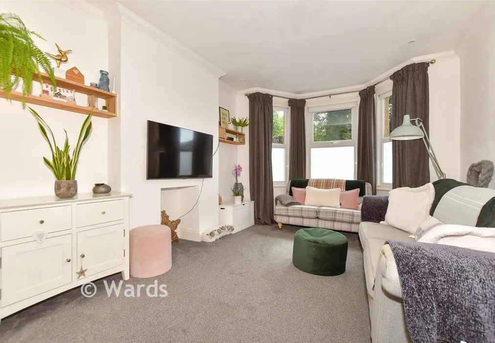 Lounge - Cherry Tree Avenue, Dover, Kent - Wards of Kent