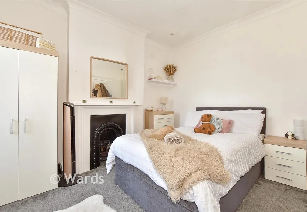 Bedroom 3 - Cherry Tree Avenue, Dover, Kent - Wards of Kent
