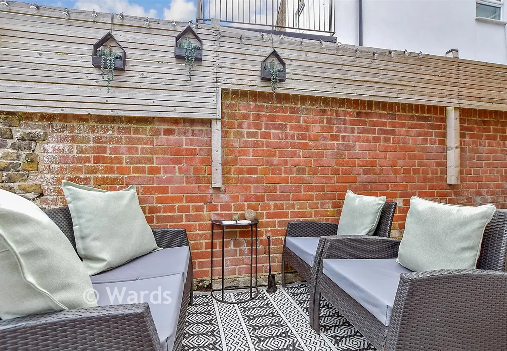 External Lifestyle Photograph - Cherry Tree Avenue, Dover, Kent - Wards of Kent