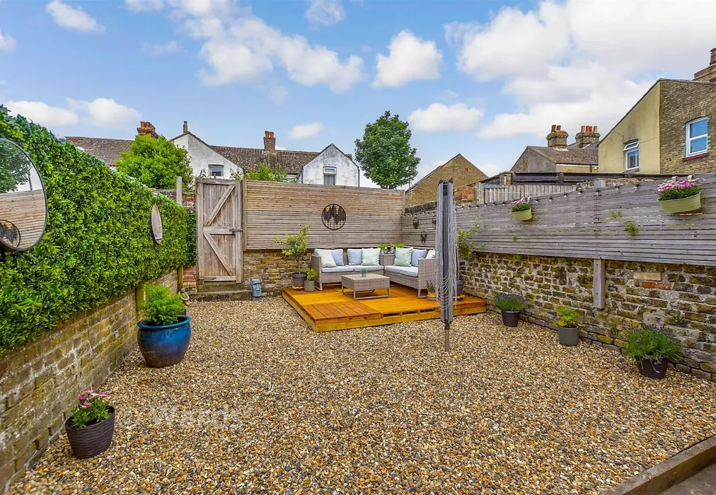 Rear Garden - Cherry Tree Avenue, Dover, Kent - Wards of Kent