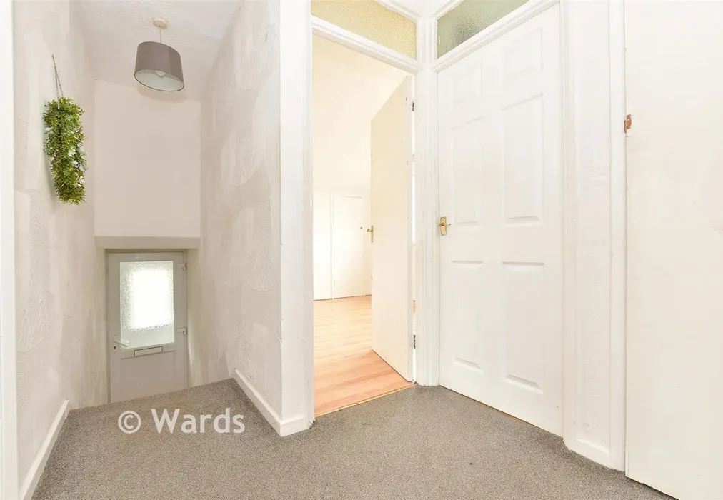 Entrance Hall - Delane Road, Deal, Kent - Wards of Kent