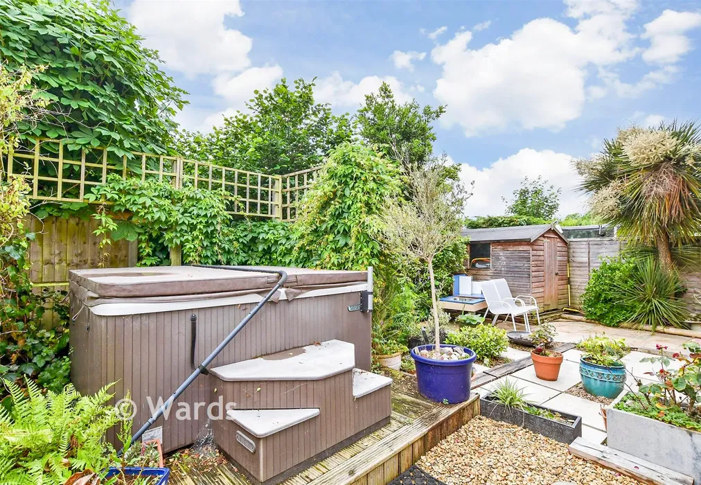 Rear Garden - Cobdown Close, Ditton, Aylesford, Kent - Wards of Kent