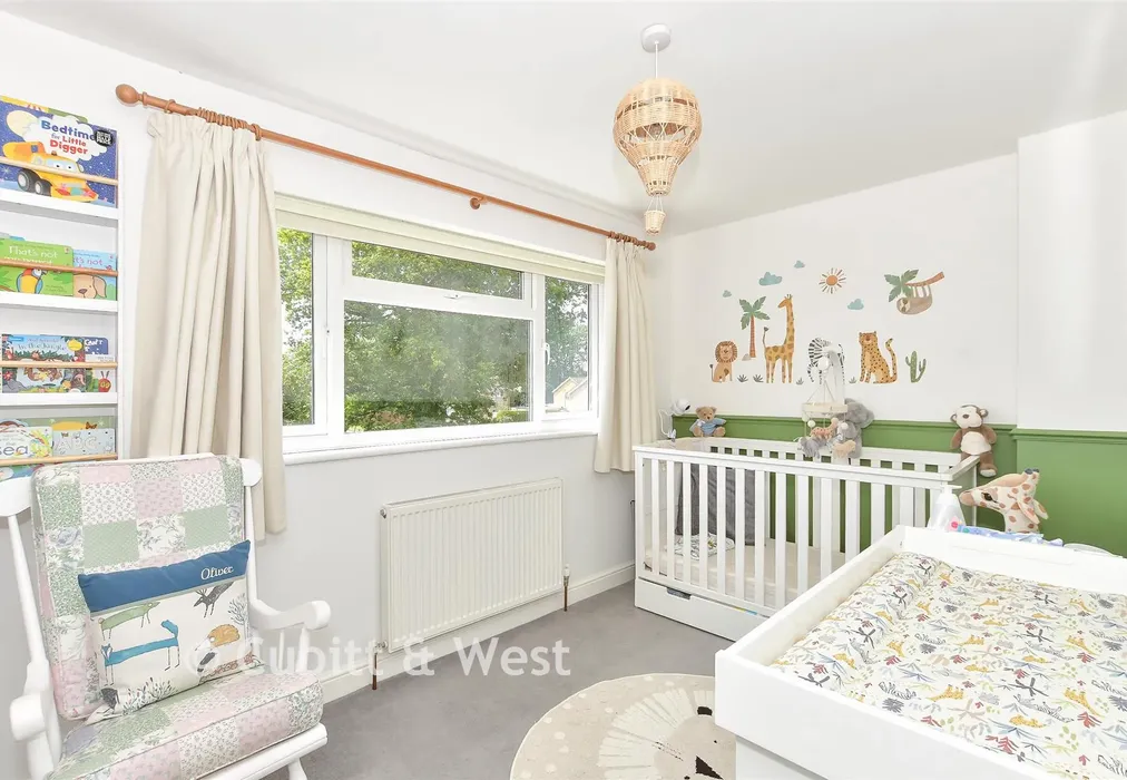 Bedroom 3 - Cranleigh Mead, Cranleigh, Surrey - Wards of Kent