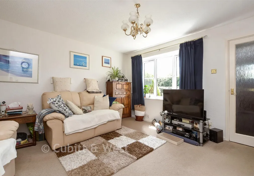 Lounge - Banstead Road, Caterham, Surrey - Wards of Kent