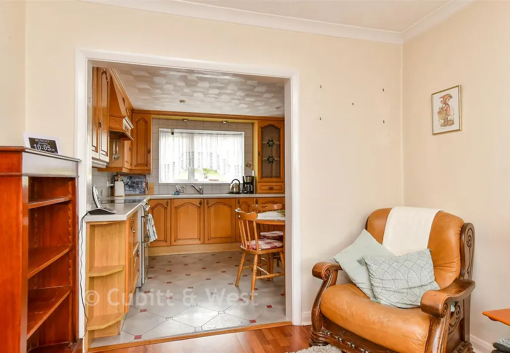 Dining Area - Rotherfield Crescent, Brighton, East Sussex - Wards of Kent