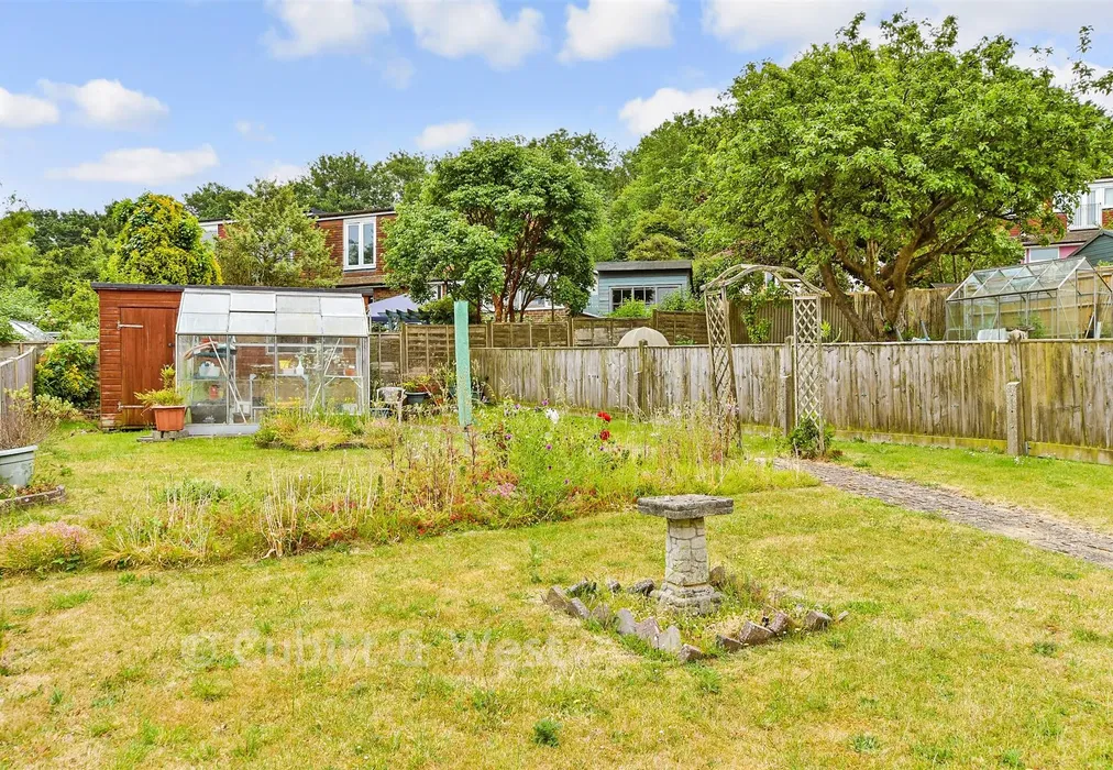 Rear Garden - Rotherfield Crescent, Brighton, East Sussex - Wards of Kent