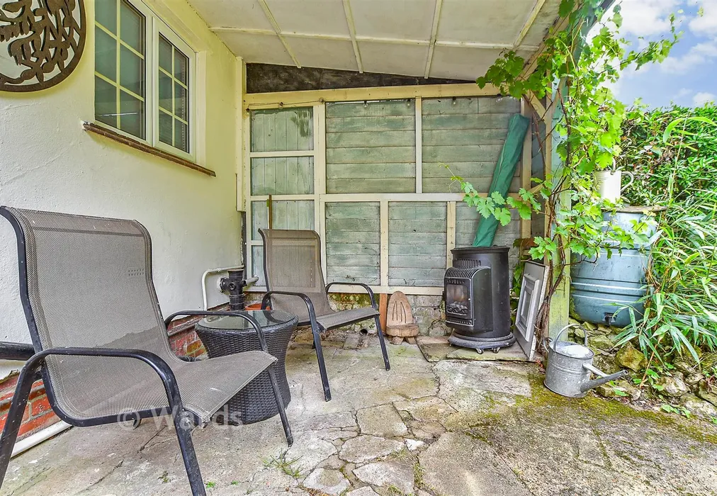 Patio / Decking - Tanners Hill Gardens, Hythe, Kent - Wards of Kent
