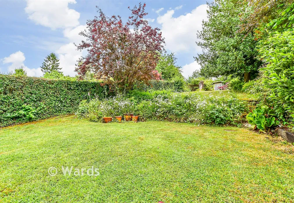 Rear Garden - Tanners Hill Gardens, Hythe, Kent - Wards of Kent