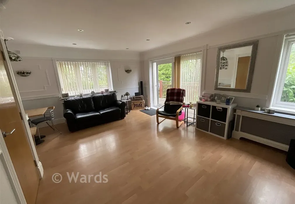Lounge/Diner - New Hythe Lane, Larkfield, Kent - Wards of Kent