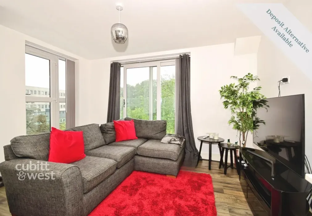 Lounge - Octagon House, Russell Way, RH10 - Wards of Kent