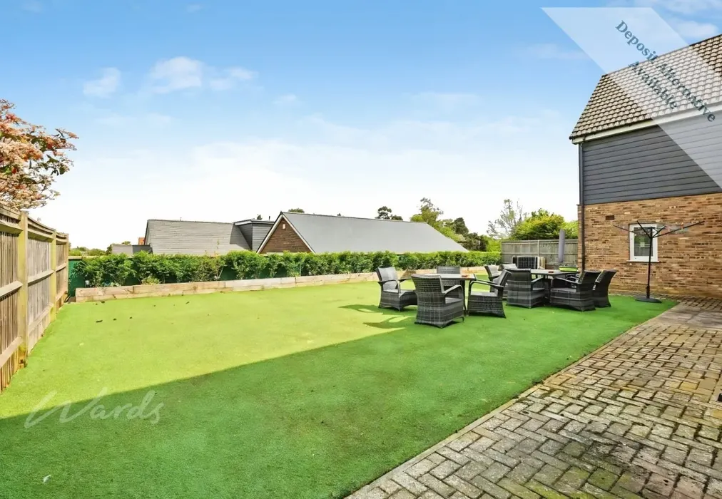 pheonix garden - Phoenix Mews Bluebell Hill ME5 - Wards of Kent