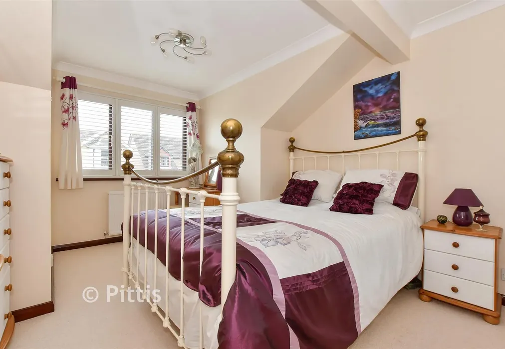 Bedroom 3 - Sandy Lane, Shanklin, Isle of Wight - Wards of Kent