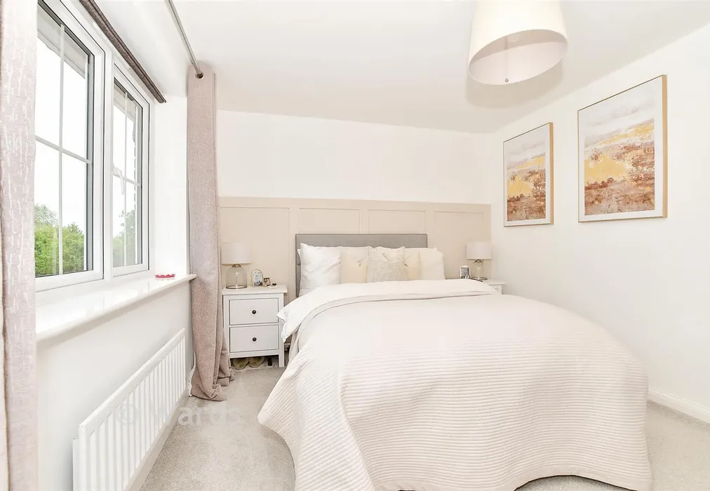 Bedroom 1 - Tyler Road, Staplehurst, Tonbridge, Kent - Wards of Kent