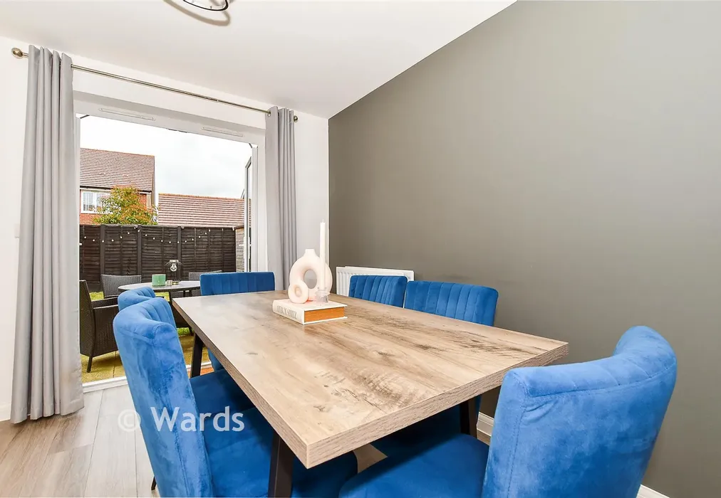 Kitchen - Tyler Road, Staplehurst, Tonbridge, Kent - Wards of Kent