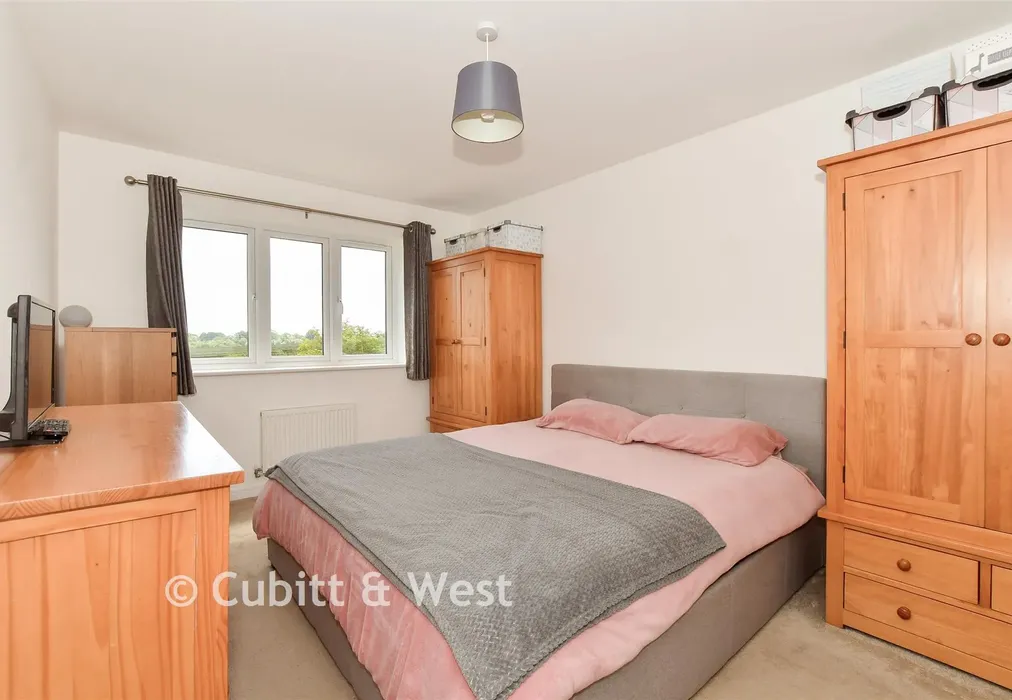 Bedroom 1 - Vespasian Close, Westhampnett, Chichester, West Sussex - Wards of Kent