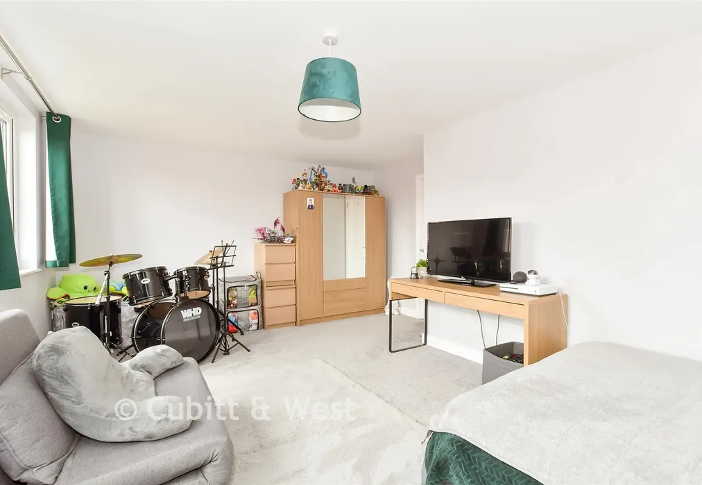 Bedroom 2 - Vespasian Close, Westhampnett, Chichester, West Sussex - Wards of Kent