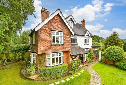 Peaks Hill, Purley, Surrey - Wards of Kent