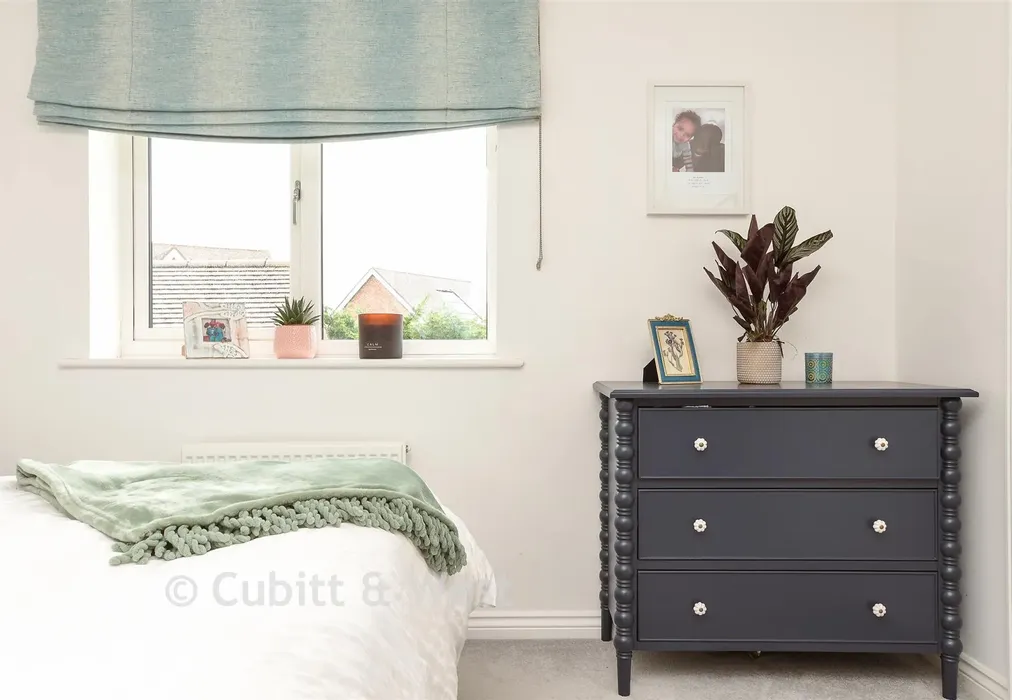 Internal Lifestyle Photograph - Summer Road, Horley, Surrey - Wards of Kent