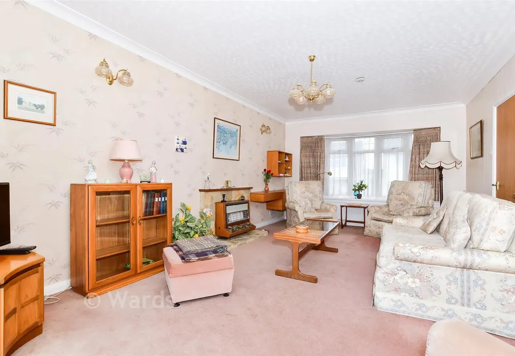Lounge - Lamberhurst Road, Maidstone, Allington, Kent - Wards of Kent