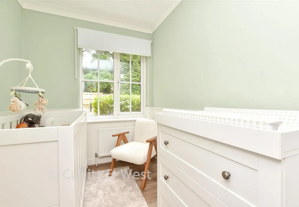 Bedroom 2 - Aspen Vale, Whyteleafe, Surrey - Wards of Kent