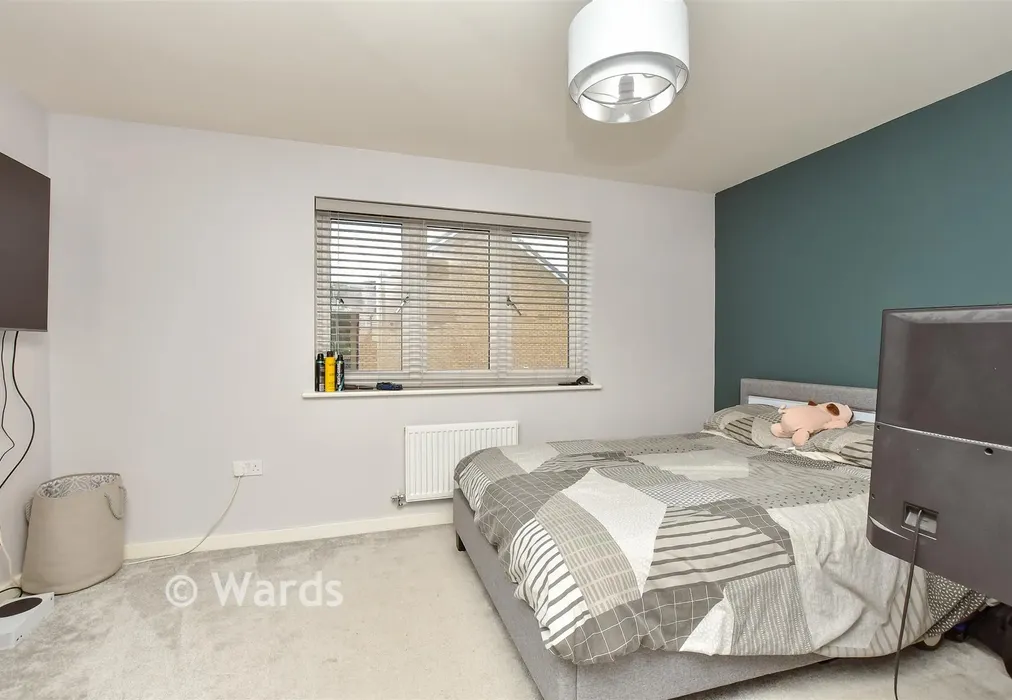Bedroom 1 - Dickens Close, Halfway, Sheerness, Kent - Wards of Kent