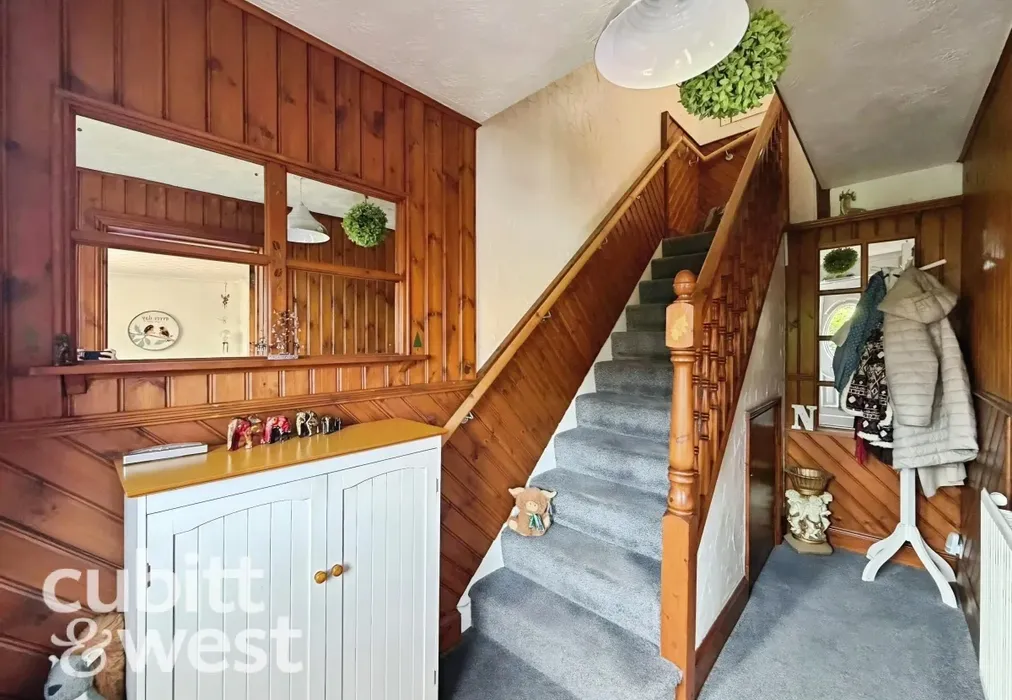  - AVAILABLE WITH NO DEPOSITOverton Crescent Havant PO9 - Wards of Kent