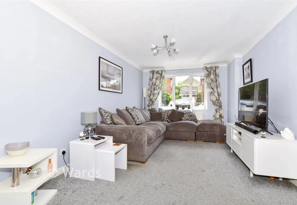 Lounge - Chippendayle Drive, Harrietsham, Maidstone, Kent - Wards of Kent