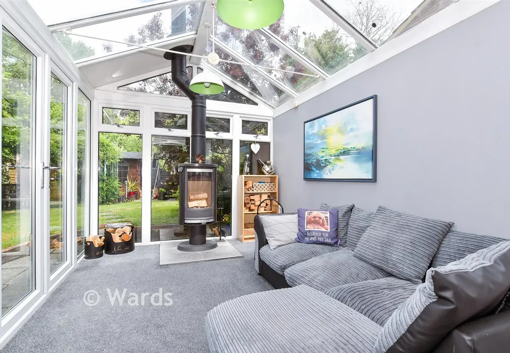 Conservatory - Chippendayle Drive, Harrietsham, Maidstone, Kent - Wards of Kent