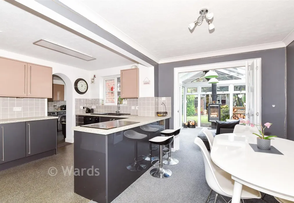 Kitchen/Diner - Chippendayle Drive, Harrietsham, Maidstone, Kent - Wards of Kent