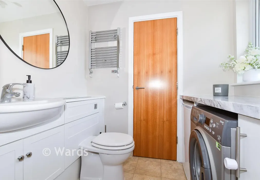 Utility/Cloakroom - Alisander Close, Holborough Lakes, Snodland, Kent - Wards of Kent
