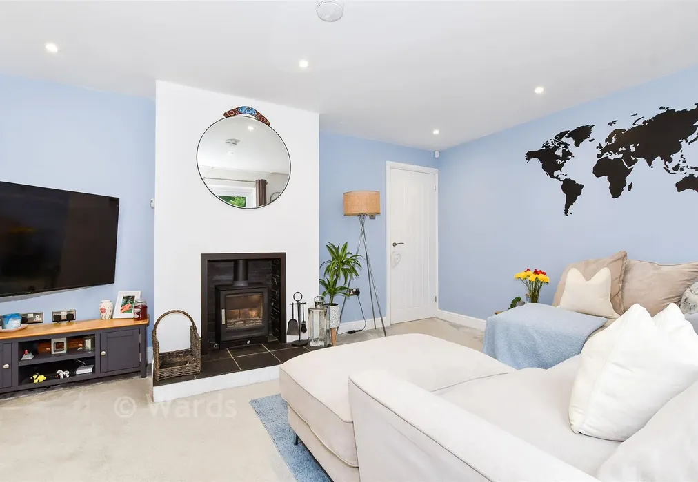 Lounge - Chapman Avenue, Maidstone, Kent - Wards of Kent
