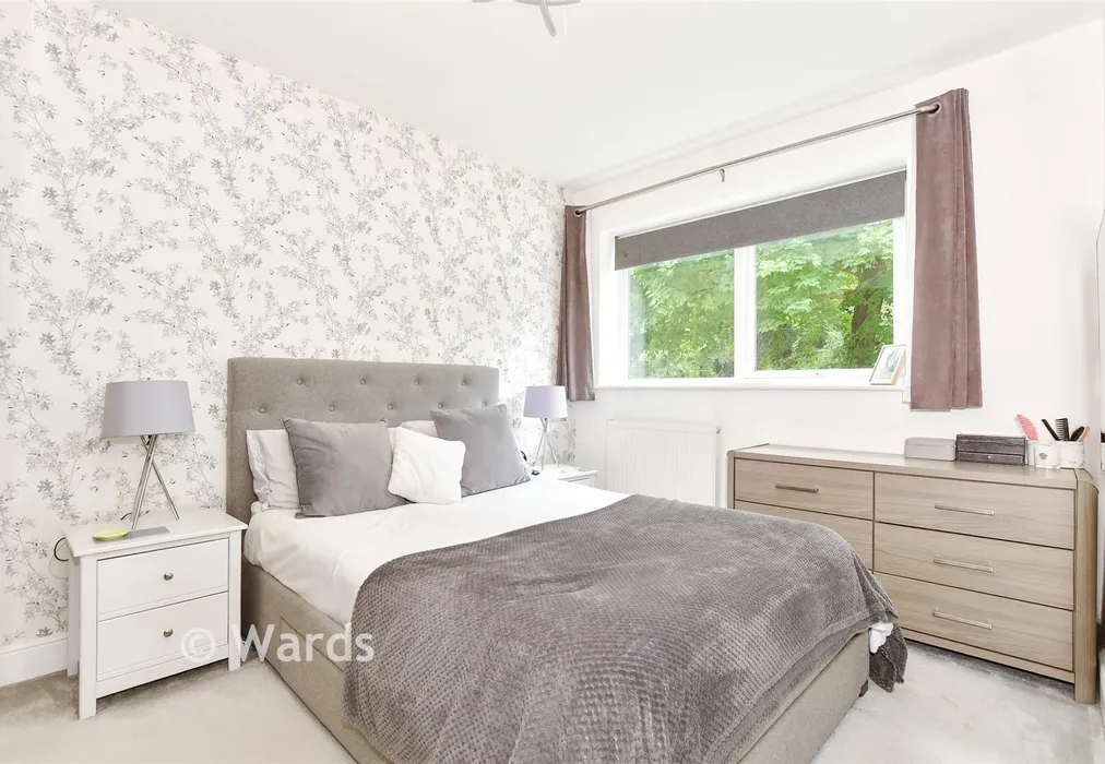 Bedroom 1 - Chapman Avenue, Maidstone, Kent - Wards of Kent