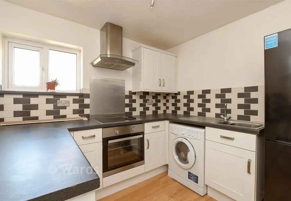 Kitchen - Wyatt Place, Rochester, Kent - Wards of Kent