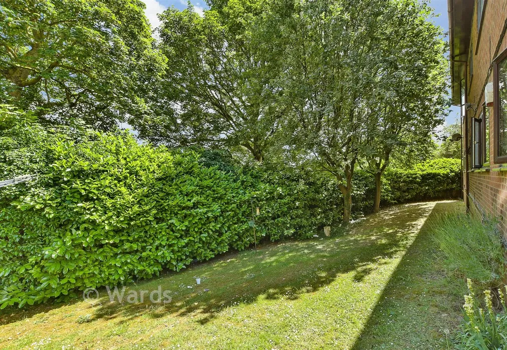Communal Gardens - Wyatt Place, Rochester, Kent - Wards of Kent