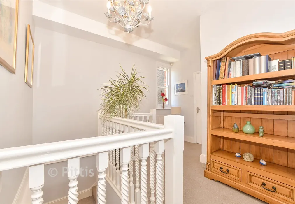 Hallway - Garfield Road, Ryde, Isle of Wight - Wards of Kent