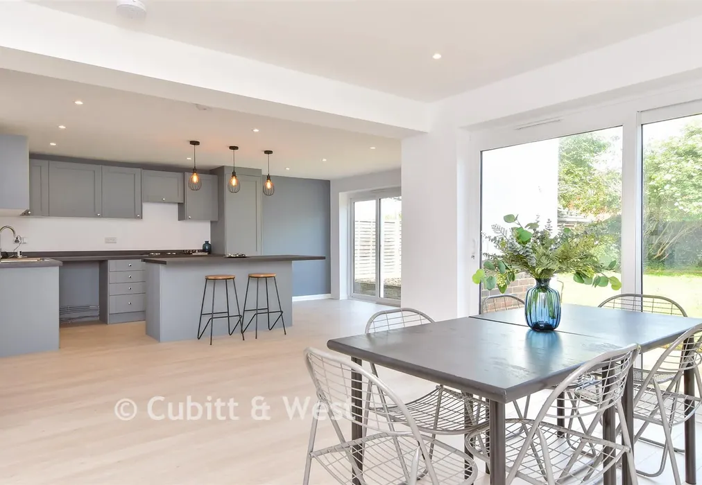 Internal Lifestyle Photograph - Arundel Road, Peacehaven, East Sussex - Wards of Kent