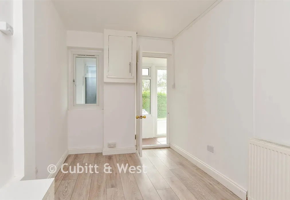 Office/ Bedroom 4 - Sandhurst Avenue, Woodingdean, Brighton, East Sussex - Wards of Kent