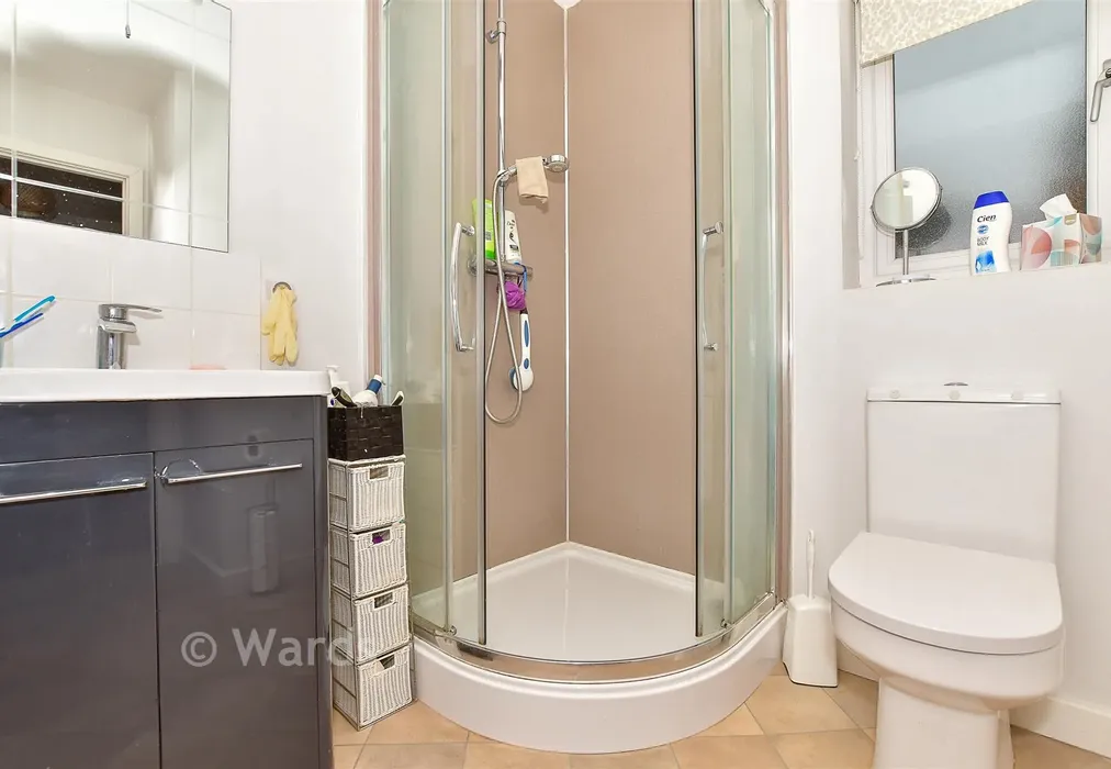En-Suite Shower Room - Orchard Field, Bethersden, Kent - Wards of Kent