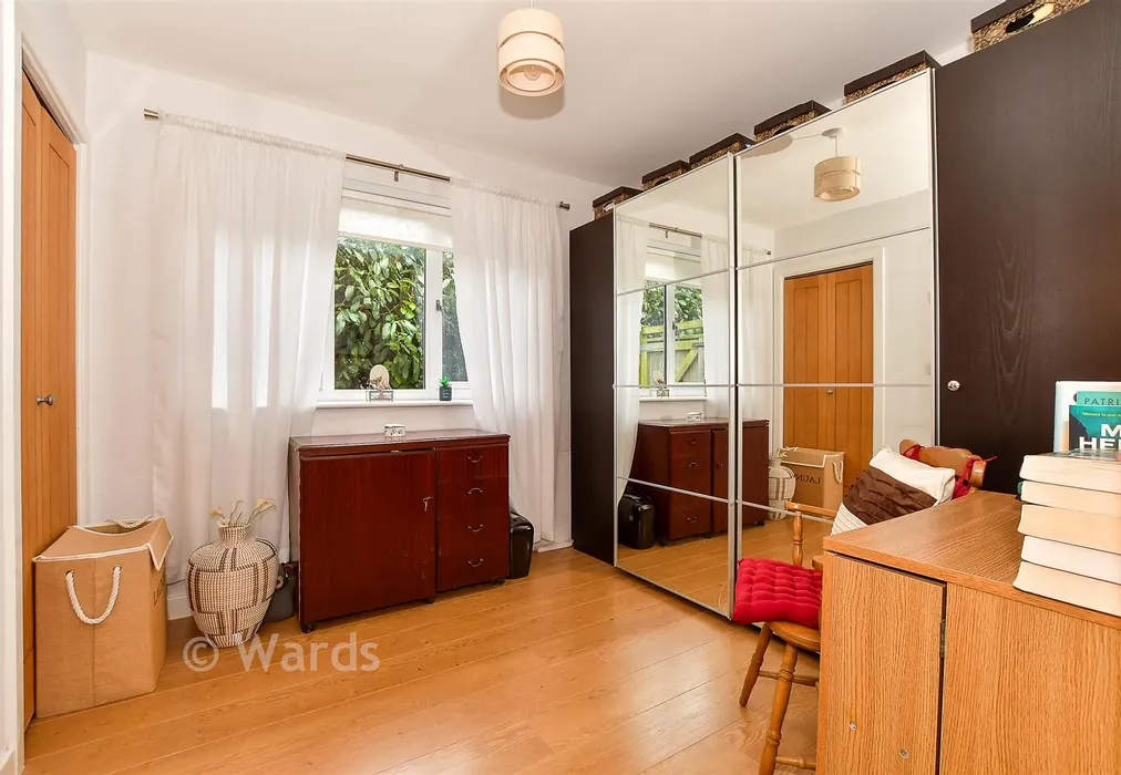 Bedroom 2 - Orchard Field, Bethersden, Kent - Wards of Kent