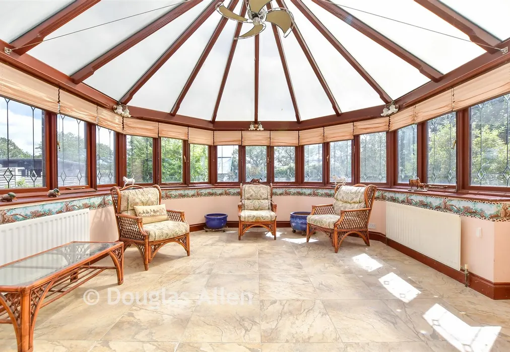 Conservatory - Marks Farm Lane, Chelmsford, Essex - Wards of Kent