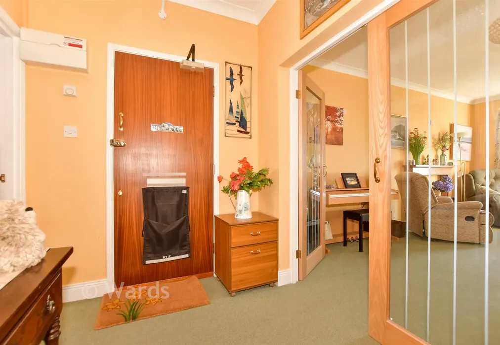 Hallway - Marine Parade, Hythe, Kent - Wards of Kent