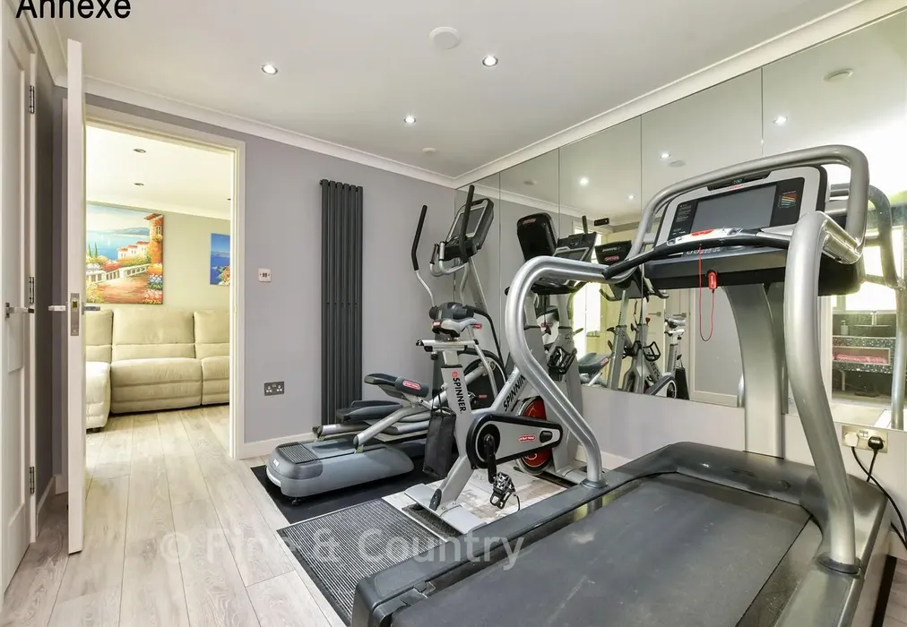 Gym (Annexe) - Wolverton Hill, Alkham, Dover, Kent - Wards of Kent