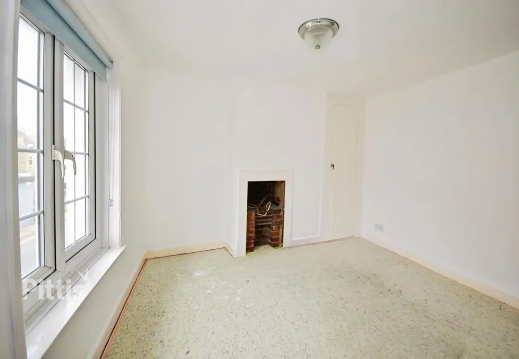  - Fort Street Sandown PO36 - Wards of Kent